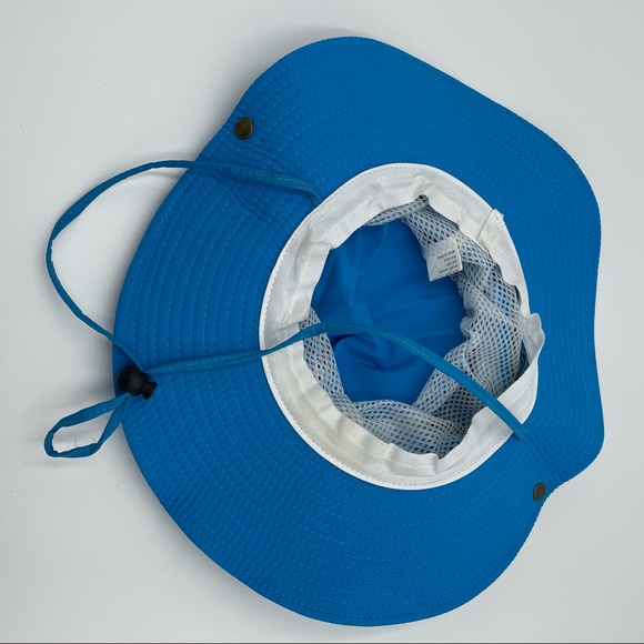 Blue Hat for Outdoor Adventures - Picture 4 of 9